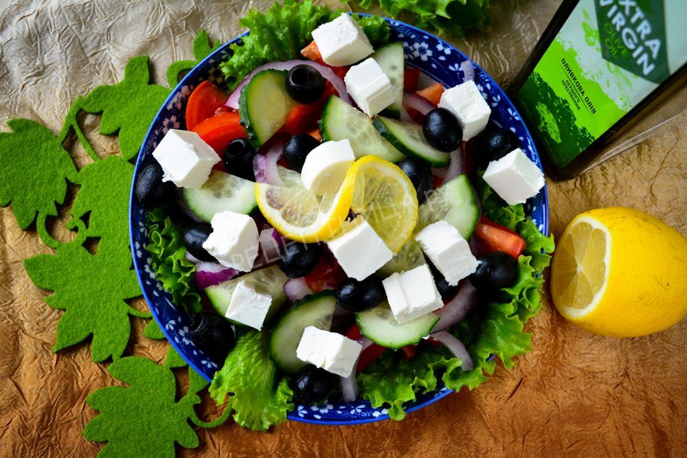 Греческий салат с фетой - фото шаг 9
