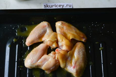 Крылышки в медово-горчичном соусе в духовке - фото шаг 3