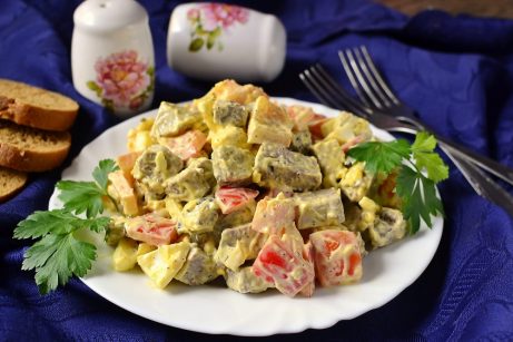 Салат со свининой и болгарским перцем - фото шаг 6