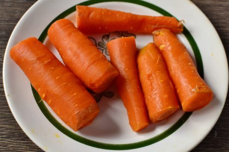 Ложная икра из сельди и моркови - фото шаг 3