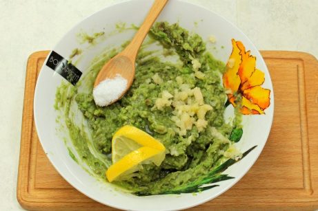 Соус Гуакамоле из авокадо – классический рецепт - фото шаг 5