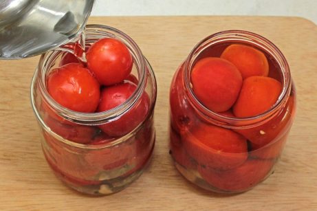 Маринованные помидоры с лимонной кислотой - фото шаг 5