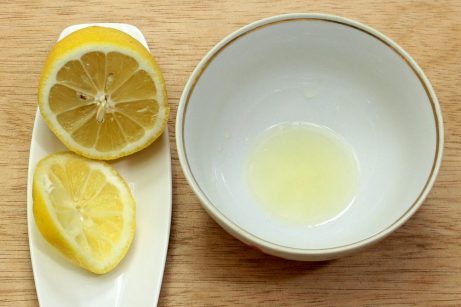 Салат из свежей капусты с лимонной заправкой - фото шаг 1