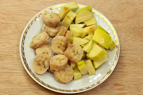 Смузи из тыквы с яблоками и бананами - фото шаг 2