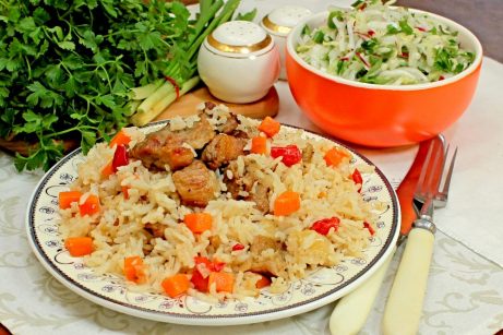 Рис с мясом и овощами на сковороде - фото шаг 9