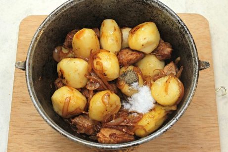 Картошка с мясом по-сибирски - фото шаг 8
