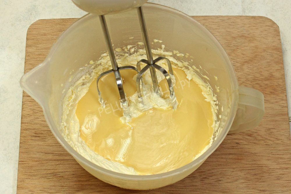 Бисквитный торт с масляным кремом - фото шаг 10