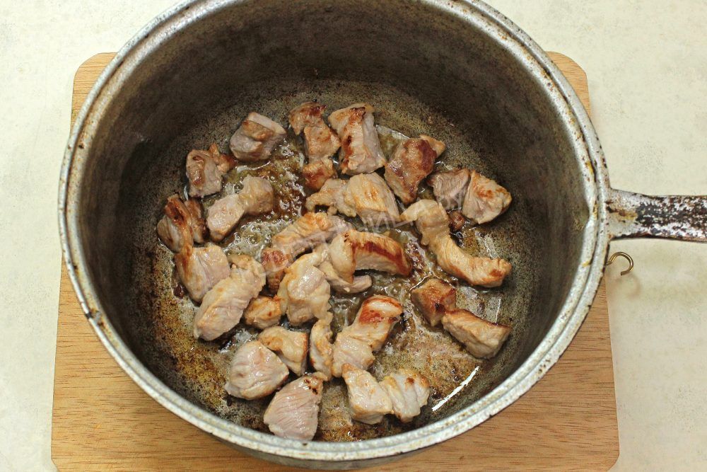 Венгерский суп-гуляш со свининой - фото шаг 1
