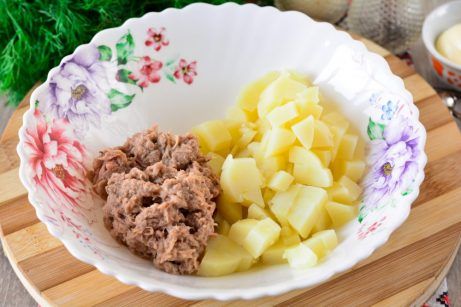 Картофельный салат с тунцом - фото шаг 3