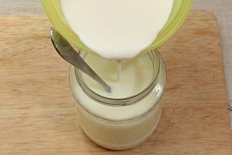 Йогурт в домашних условиях без йогуртницы - фото шаг 3