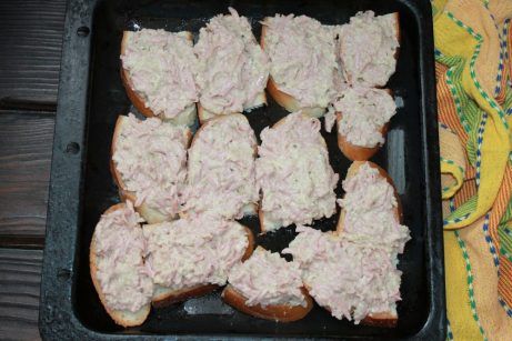 Бутерброды в духовке - фото шаг 8