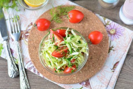 Салат с савойской капустой и овощами - фото шаг 8