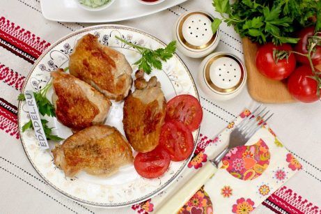 Куриные бедра, жареные на сковороде - фото шаг 7