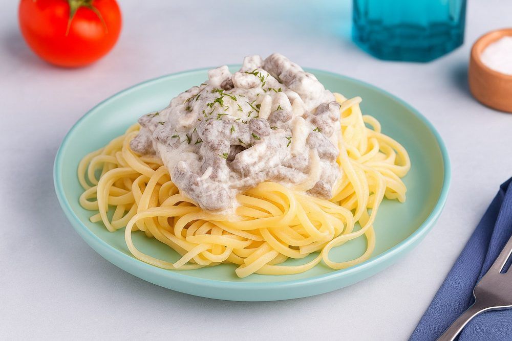 Бефстроганов с солёными огурцами
